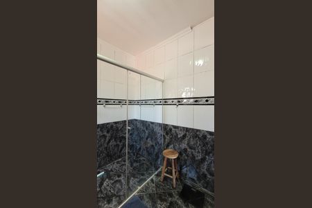 Casa à venda com 340m², 3 quartos e 3 vagas Casa à venda com 340m², 3 quartos e 3 vagasBanheiro da Suíte 1