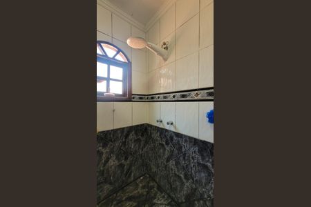 Casa à venda com 340m², 3 quartos e 3 vagas Casa à venda com 340m², 3 quartos e 3 vagasBanheiro da Suíte 1