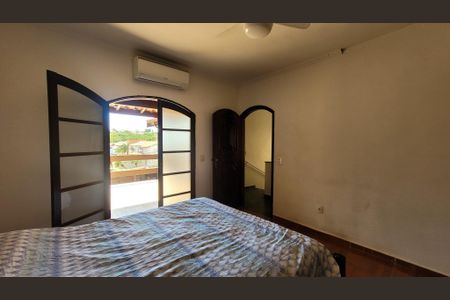 Casa à venda com 340m², 3 quartos e 3 vagas Casa à venda com 340m², 3 quartos e 3 vagasSuíte 1