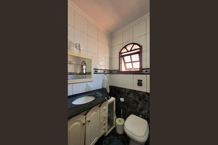 Casa à venda com 340m², 3 quartos e 3 vagas Casa à venda com 340m², 3 quartos e 3 vagasBanheiro da Suíte 1