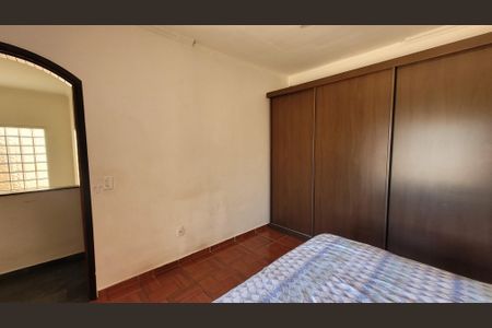 Casa à venda com 340m², 3 quartos e 3 vagas Casa à venda com 340m², 3 quartos e 3 vagasSuíte 1