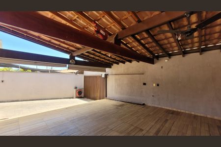 Casa à venda com 340m², 3 quartos e 3 vagas Casa à venda com 340m², 3 quartos e 3 vagasÁrea gourmet