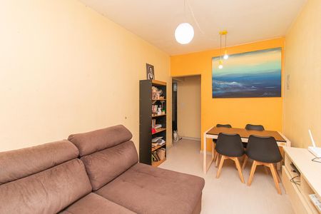 Sala de apartamento à venda com 3 quartos, 80m² em Santo Antônio, Porto Alegre