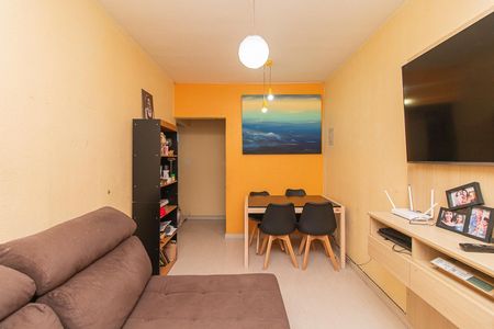 Sala de apartamento à venda com 3 quartos, 80m² em Santo Antônio, Porto Alegre
