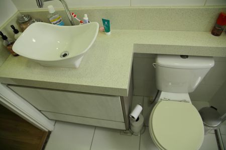 Apartamento à venda com 59m², 2 quartos e 1 vagaBanheiro 