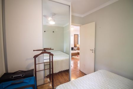 Apartamento à venda com 123m², 3 quartos e 2 vagasQuarto 2 - Suíte 1