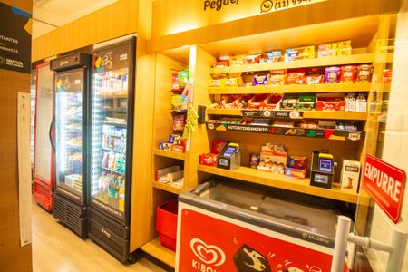 Apartamento à venda com 123m², 3 quartos e 2 vagasÁrea comum - Minimercado