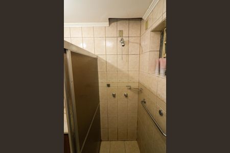 Casa à venda com 329m², 6 quartos e 3 vagasBanheiro da Suíte 1