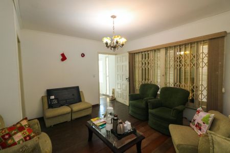 Casa à venda com 329m², 6 quartos e 3 vagasSala 1