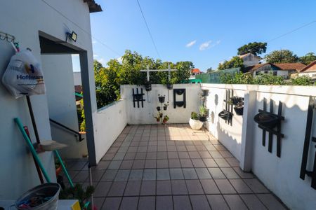 Casa à venda com 329m², 6 quartos e 3 vagasTerraço