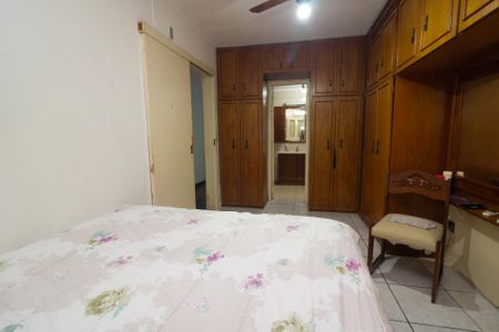 Casa à venda com 329m², 6 quartos e 3 vagasSuíte 1