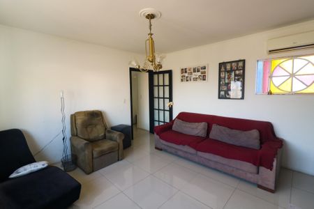 Sala 2 de casa à venda com 6 quartos, 329m² em Cavalhada, Porto Alegre