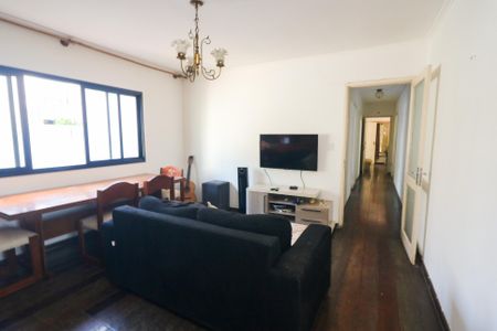 Casa à venda com 329m², 6 quartos e 3 vagasSacada da Sala 4