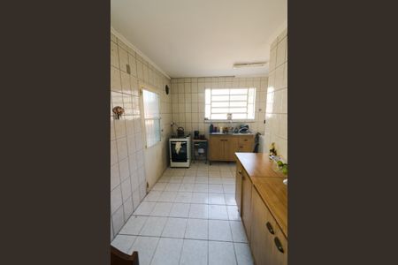 Casa à venda com 329m², 6 quartos e 3 vagasCozinha 1