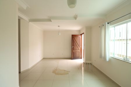 Casa de condomínio à venda com 110m², 3 quartos e 2 vagasSala