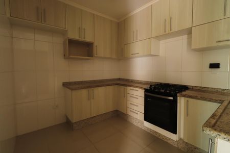 Casa de condomínio à venda com 110m², 3 quartos e 2 vagasCozinha