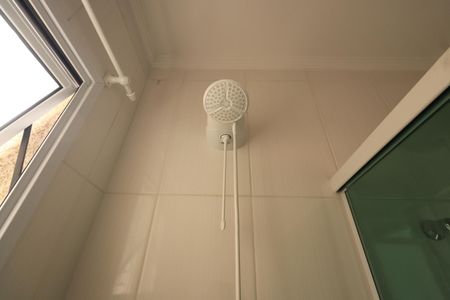 Casa de condomínio à venda com 110m², 3 quartos e 2 vagasBanheiro Social