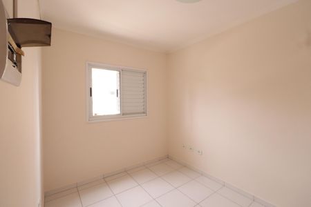 Casa de condomínio à venda com 110m², 3 quartos e 2 vagasQuarto 2