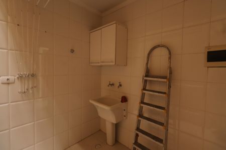 Casa de condomínio à venda com 110m², 3 quartos e 2 vagasÁrea de Serviço