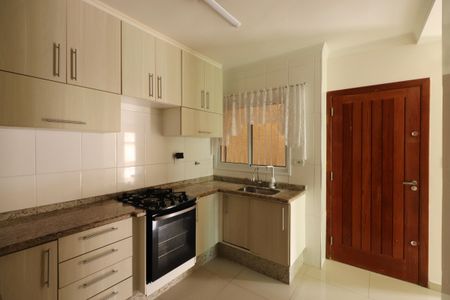 Casa de condomínio à venda com 110m², 3 quartos e 2 vagasCozinha