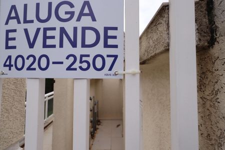 Casa de condomínio à venda com 110m², 3 quartos e 2 vagasKVBE - 302