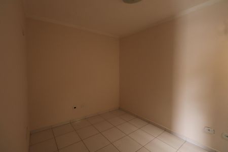 Casa de condomínio à venda com 110m², 3 quartos e 2 vagasQuarto 3