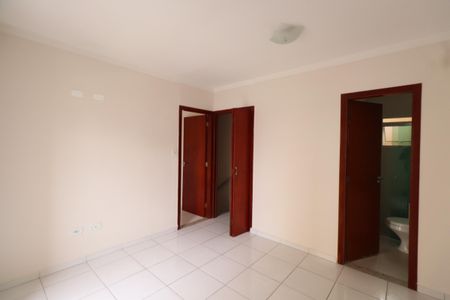 Casa de condomínio à venda com 110m², 3 quartos e 2 vagasQuarto Suíte