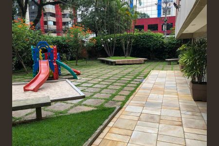 Apartamento à venda com 89m², 3 quartos e 1 vaga Apartamento à venda com 89m², 3 quartos e 1 vagaÁrea Comum - Playground