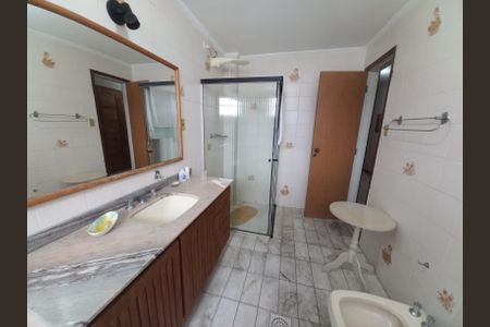 Apartamento para alugar com 171m², 3 quartos e 2 vagas Apartamento para alugar com 171m², 3 quartos e 2 vagasBanheiro 1