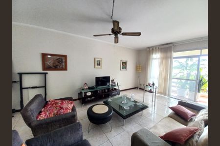 Apartamento para alugar com 171m², 3 quartos e 2 vagas Apartamento para alugar com 171m², 3 quartos e 2 vagasSala