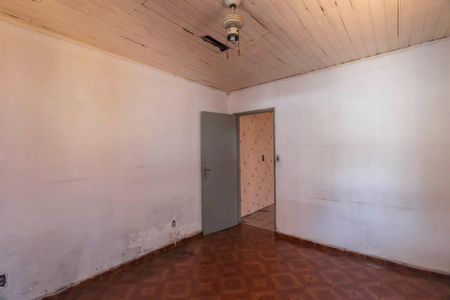 Casa para alugar com 4 quartos, 135m² em Parque Sao Rafael, São Paulo