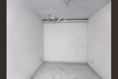 Quarto de kitnet/studio para alugar com 1 quarto, 28m² em Liberdade, São Paulo