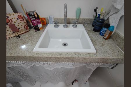 Apartamento à venda com 75m², 2 quartos e 1 vaga