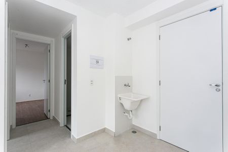 Apartamento para alugar com 35m², 2 quartos e 1 vagaÁrea de Serviço
