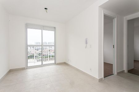 Sala de apartamento para alugar com 2 quartos, 35m² em Guaiauna, São Paulo