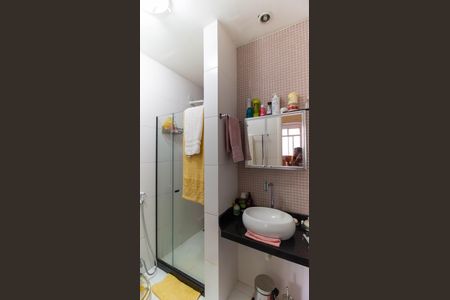 Apartamento à venda com 110m², 2 quartos e sem vaga