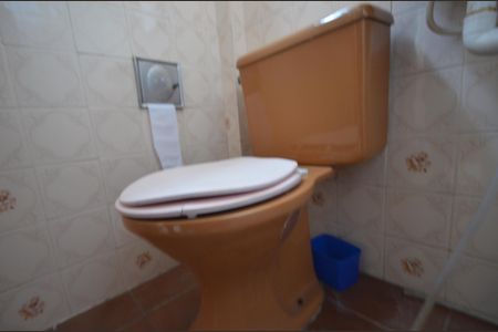 Banheiro de apartamento para alugar com 1 quarto, 36m² em Engenheiro Leal, Rio de Janeiro