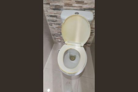 Apartamento à venda com 80m², 2 quartos e sem vaga Apartamento à venda com 80m², 2 quartos e sem vagaBanheiro