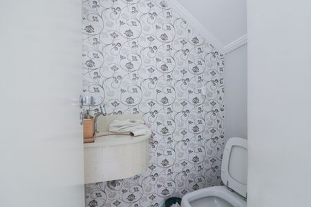 Lavabo de casa de condomínio para alugar com 2 quartos, 73m² em Jardim Joao XXIII, São Paulo