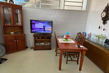 Casa para alugar com 300m², 4 quartos e 5 vagasCozinha