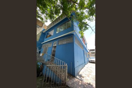 Casa para alugar com 300m², 4 quartos e 5 vagasFachada