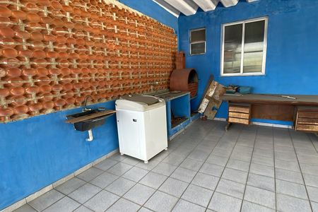 Casa para alugar com 300m², 4 quartos e 5 vagasTerraço