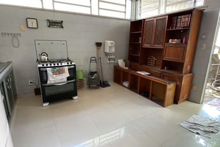 Casa para alugar com 300m², 4 quartos e 5 vagasCozinha