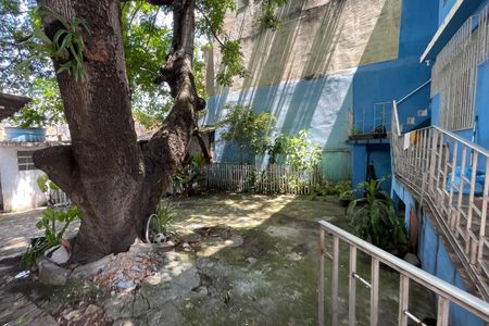 Casa para alugar com 300m², 4 quartos e 5 vagasQuintal