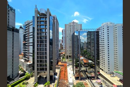 Vista da Sala de apartamento à venda com 2 quartos, 90m² em Vila Olímpia, São Paulo