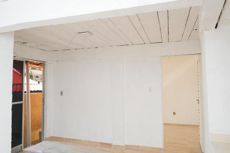Sala de casa para alugar com 1 quarto, 29m² em Coréia, Mesquita