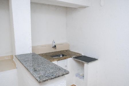 Cozinha de casa para alugar com 1 quarto, 29m² em Coréia, Mesquita