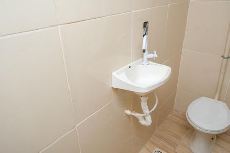 Casa para alugar com 29m², 1 quarto e sem vagaBanheiro