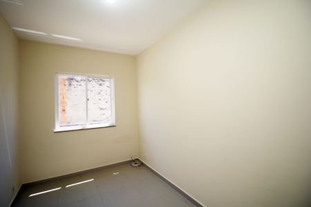 Quarto 2 de casa para alugar com 2 quartos, 50m² em Vila da Penha, Rio de Janeiro