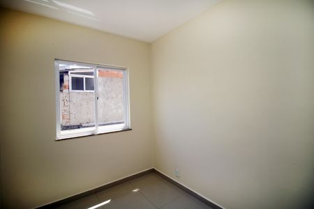 Quarto 1 de casa para alugar com 2 quartos, 50m² em Vila da Penha, Rio de Janeiro